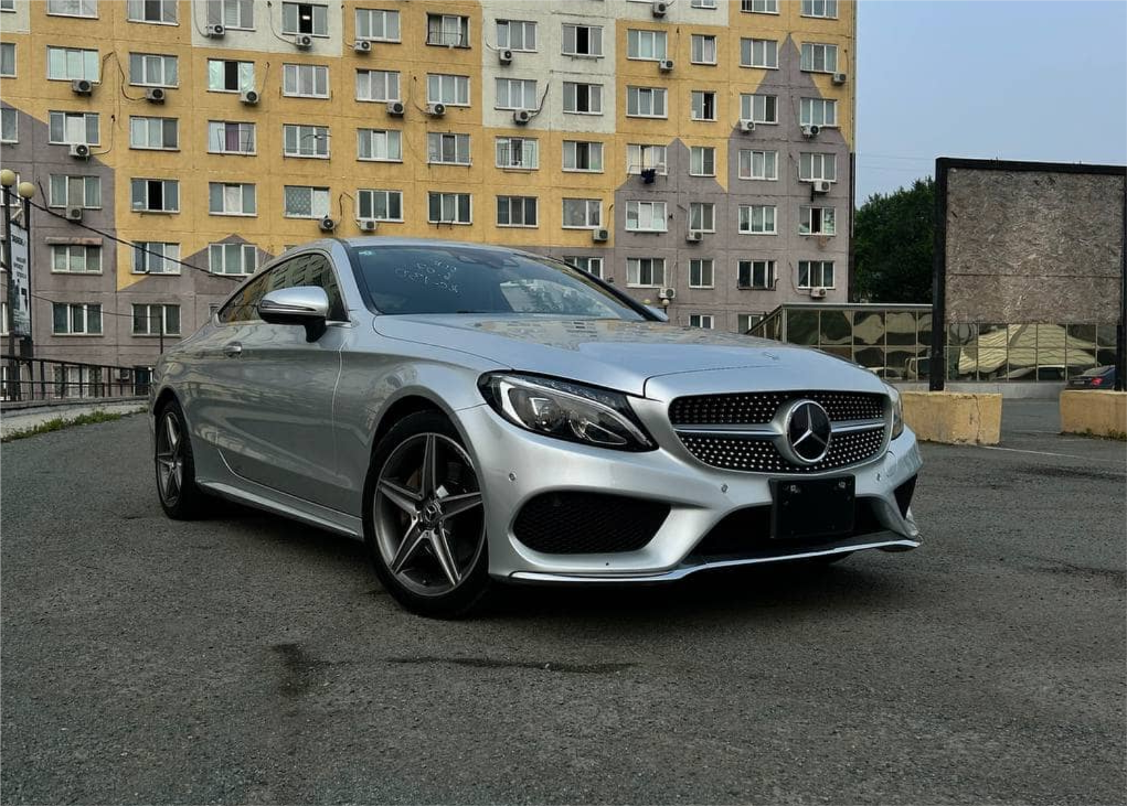 Mercedes-Benz C-Class